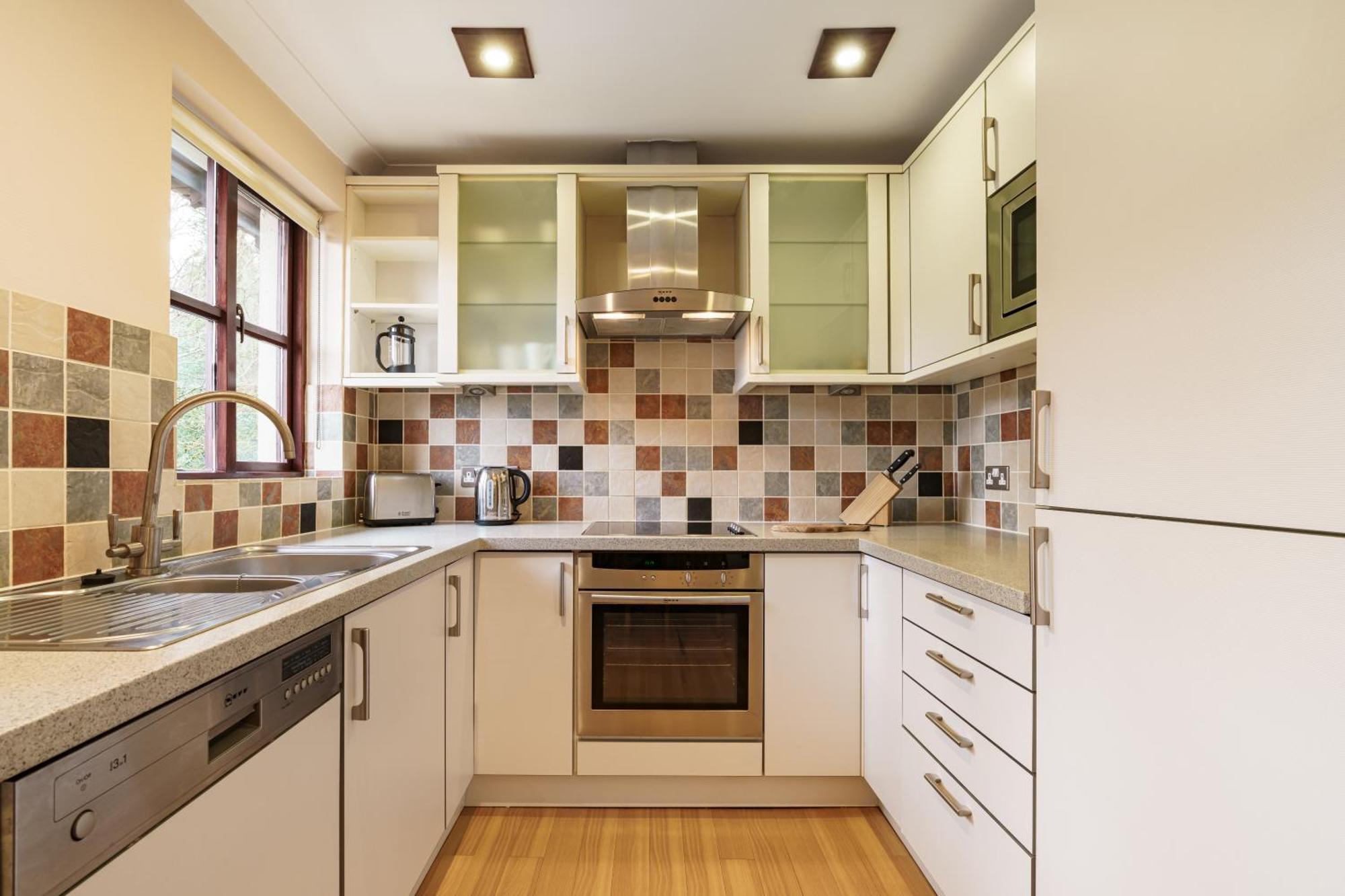 2 Bedroom Lake District Cottage At Windermere Marina Village Bowness-on-Windermere Esterno foto